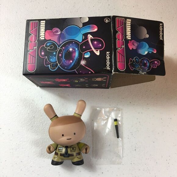 Kidrobot Huck Gee Dunny 2013 Evolved Series Police 3/20 Open Box Sealed Baton - Picture 1 of 12